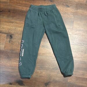 Green Adidas vintage sweatpants